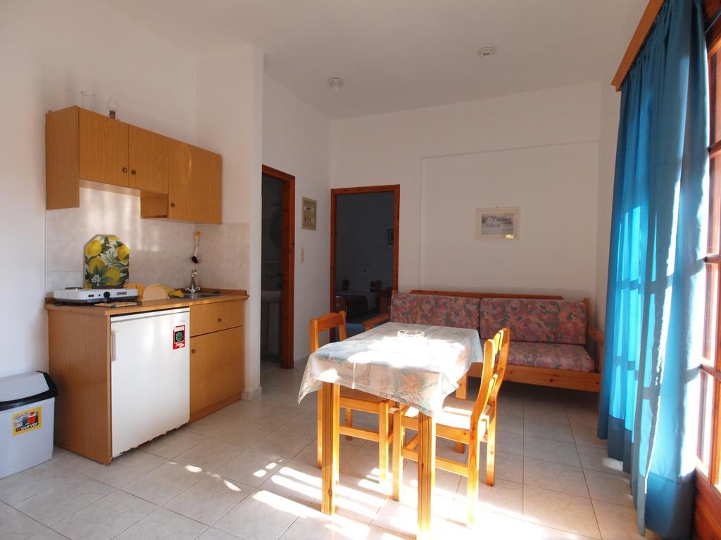 Irini Apartments Platanés Habitación foto